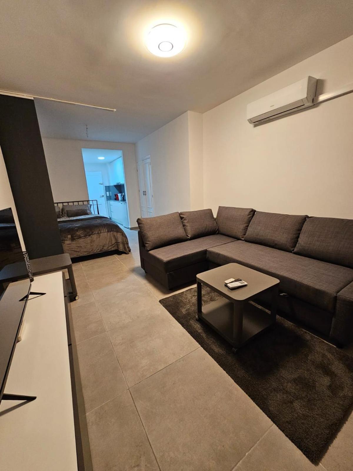 Apartment 1 Minute Walking From Playa Del Cura Torrevieja Buitenkant foto