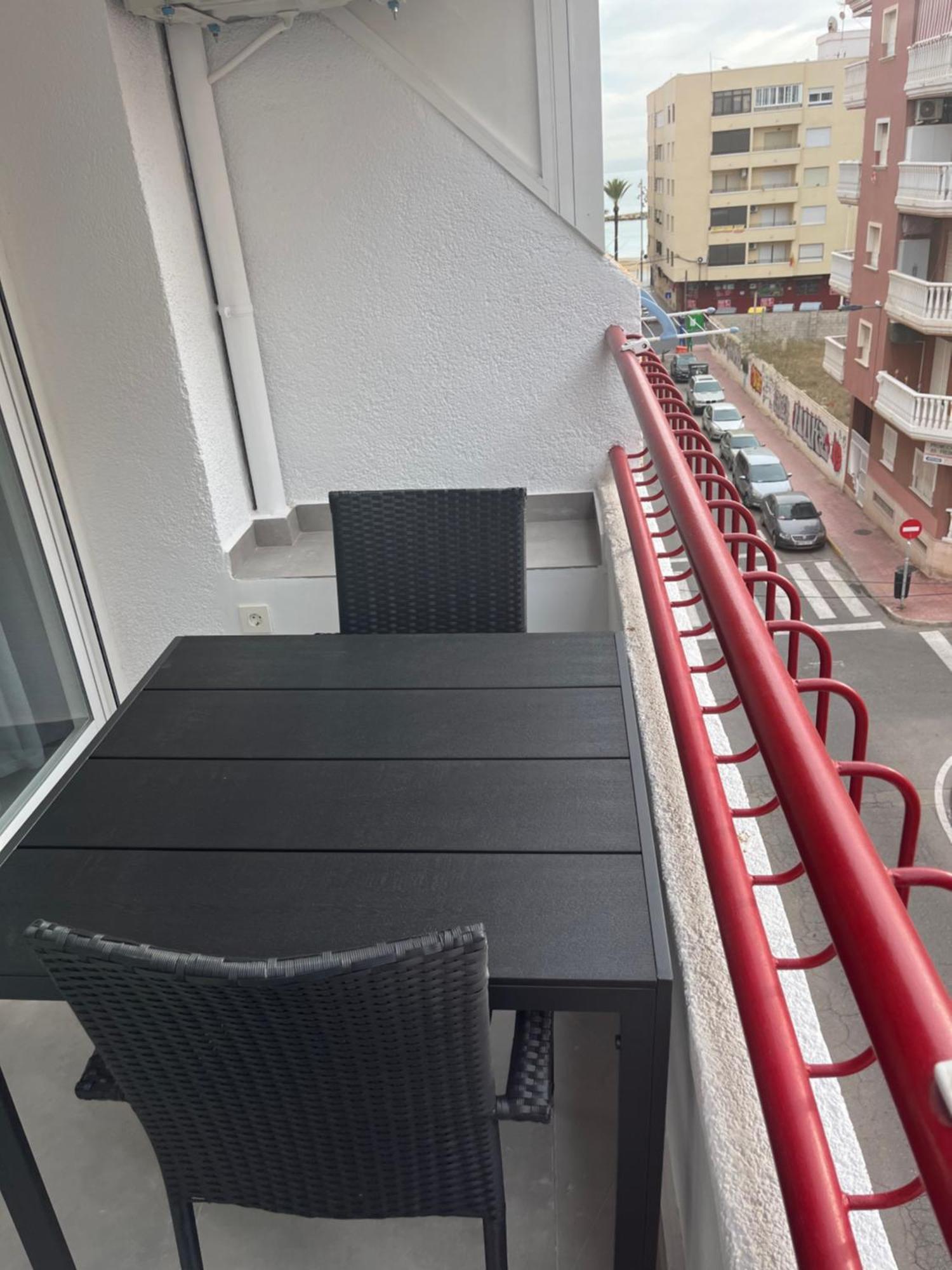 Apartment 1 Minute Walking From Playa Del Cura Torrevieja Buitenkant foto